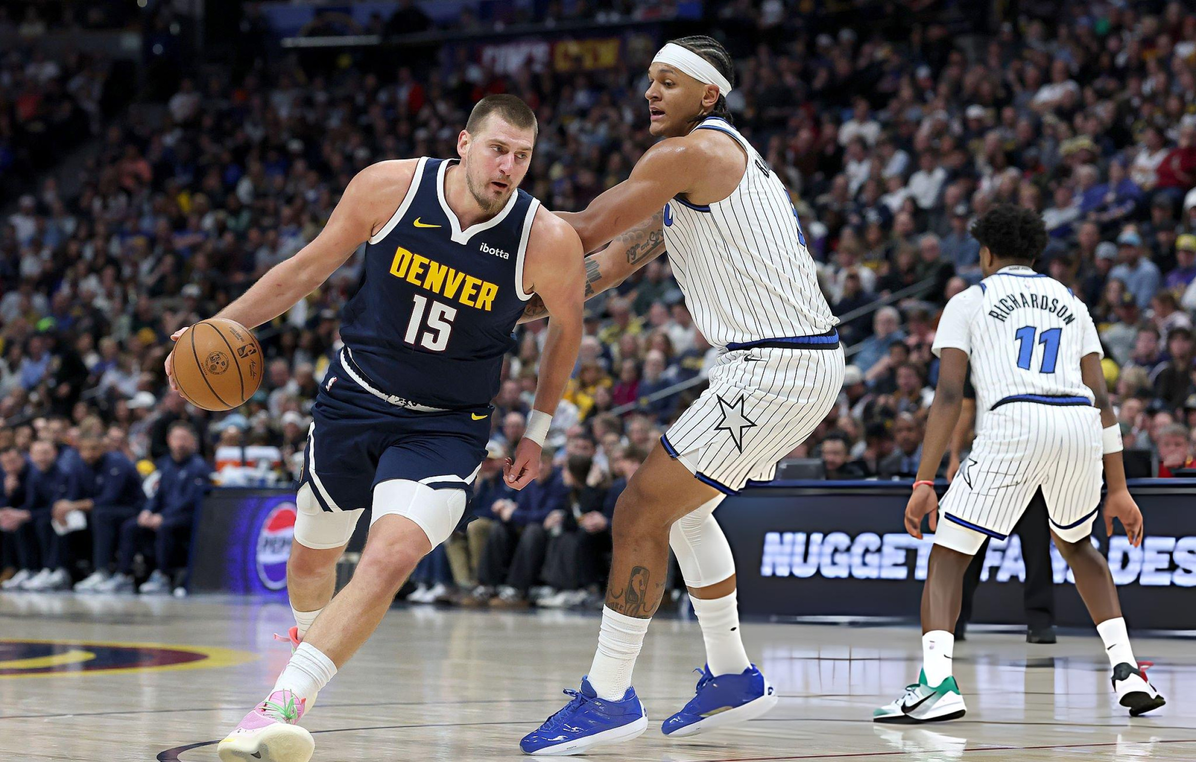 Jokic Quebra Recorde Histórico de Assistências entre Pivôs na NBA