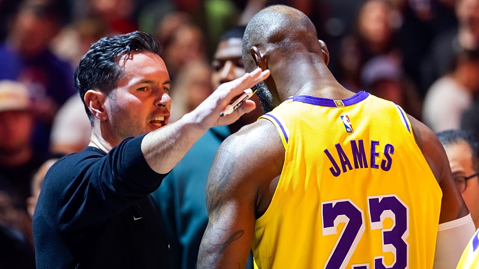 Lakers buscam 'recalibração' após sequência de derrotas