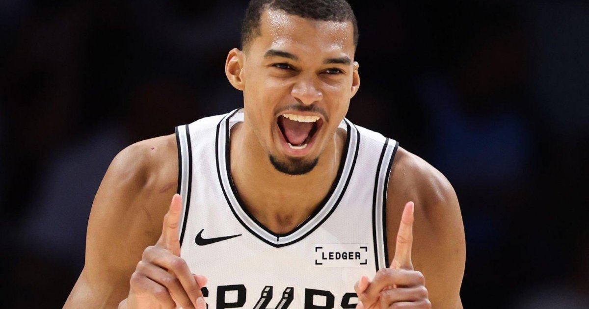 Wembanyama brilha e Spurs atropelam Heat em grande atuação