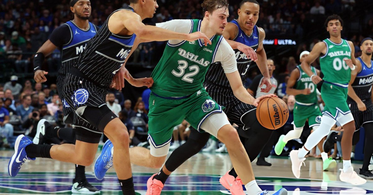 Cooper Flagg faz história com 51 pontos em derrota para o Magic