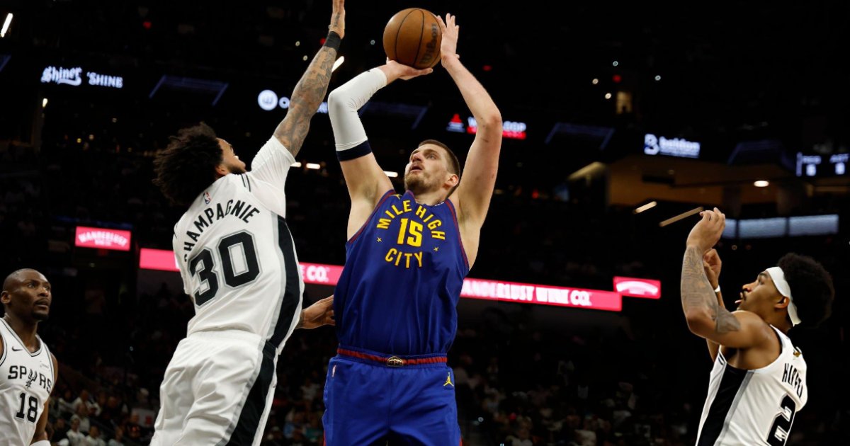 Com Jokic decisivo, Nuggets vencem Spurs e confirmam 3º lugar no Oeste