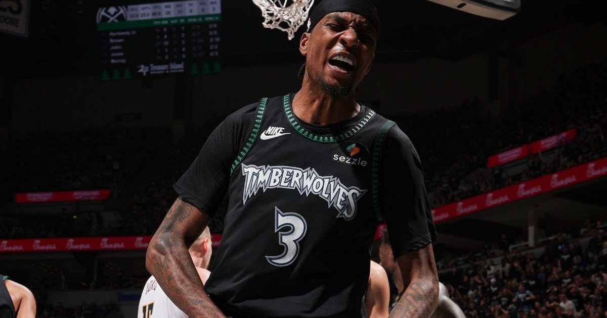 McDaniels brilha e comanda vitória imponente dos Wolves sobre Nuggets